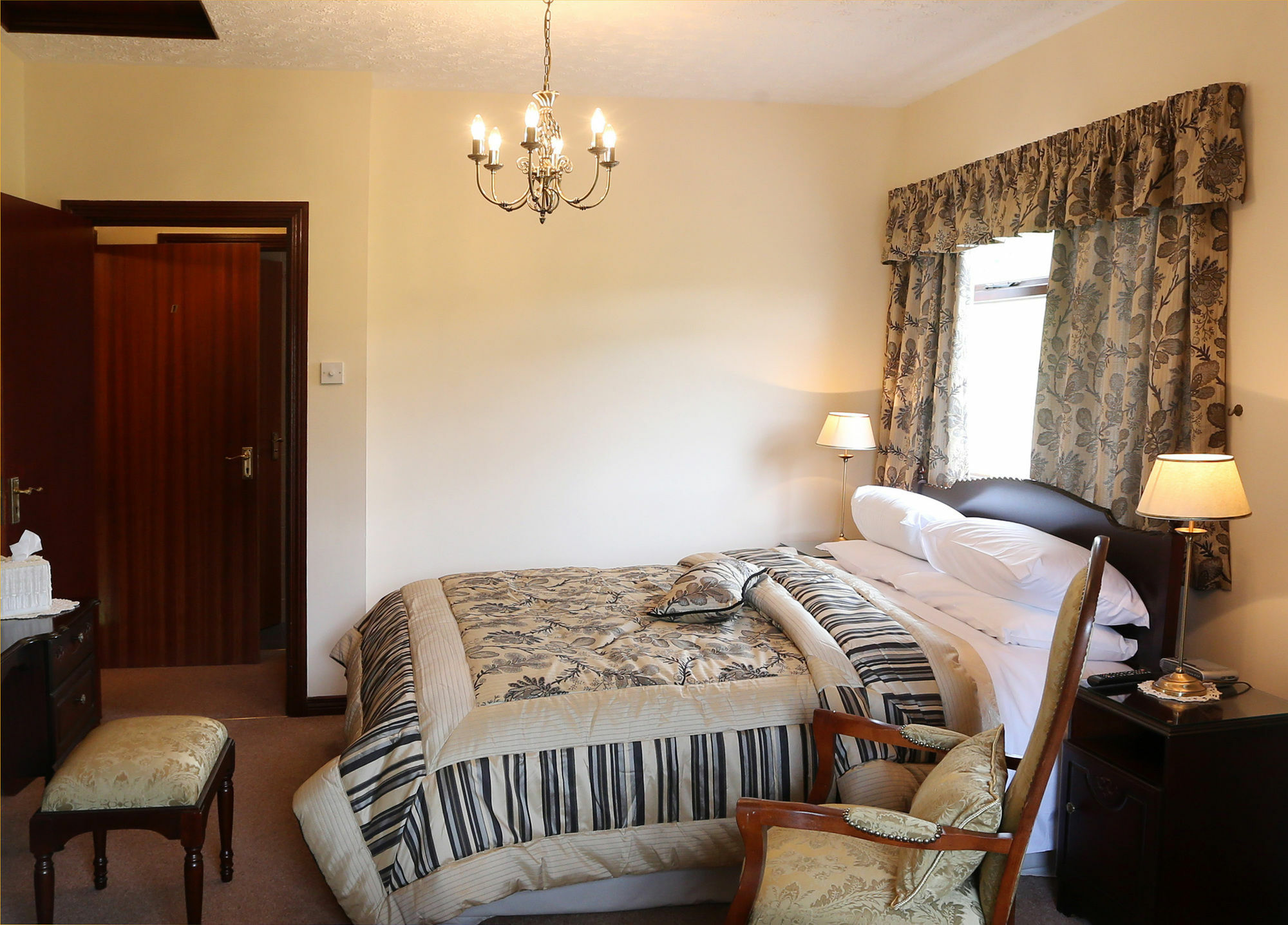 Sleepy Hollow B&B Ballymena Exterior photo