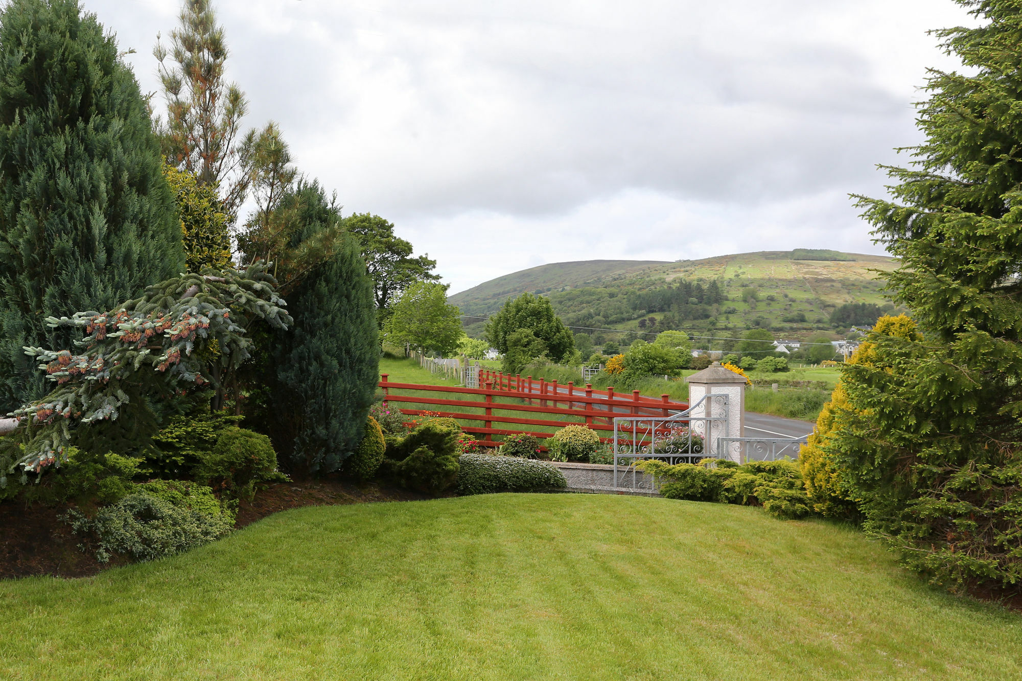 Sleepy Hollow B&B Ballymena Exterior photo